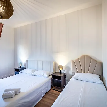 Yd Bright With Parking *