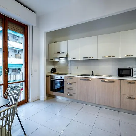 Yd Bright With Parking Apartmán *