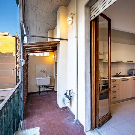 Yd Bright With Parking Florencia