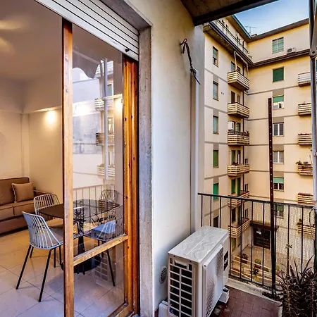 Yd Bright With Parking Firenze